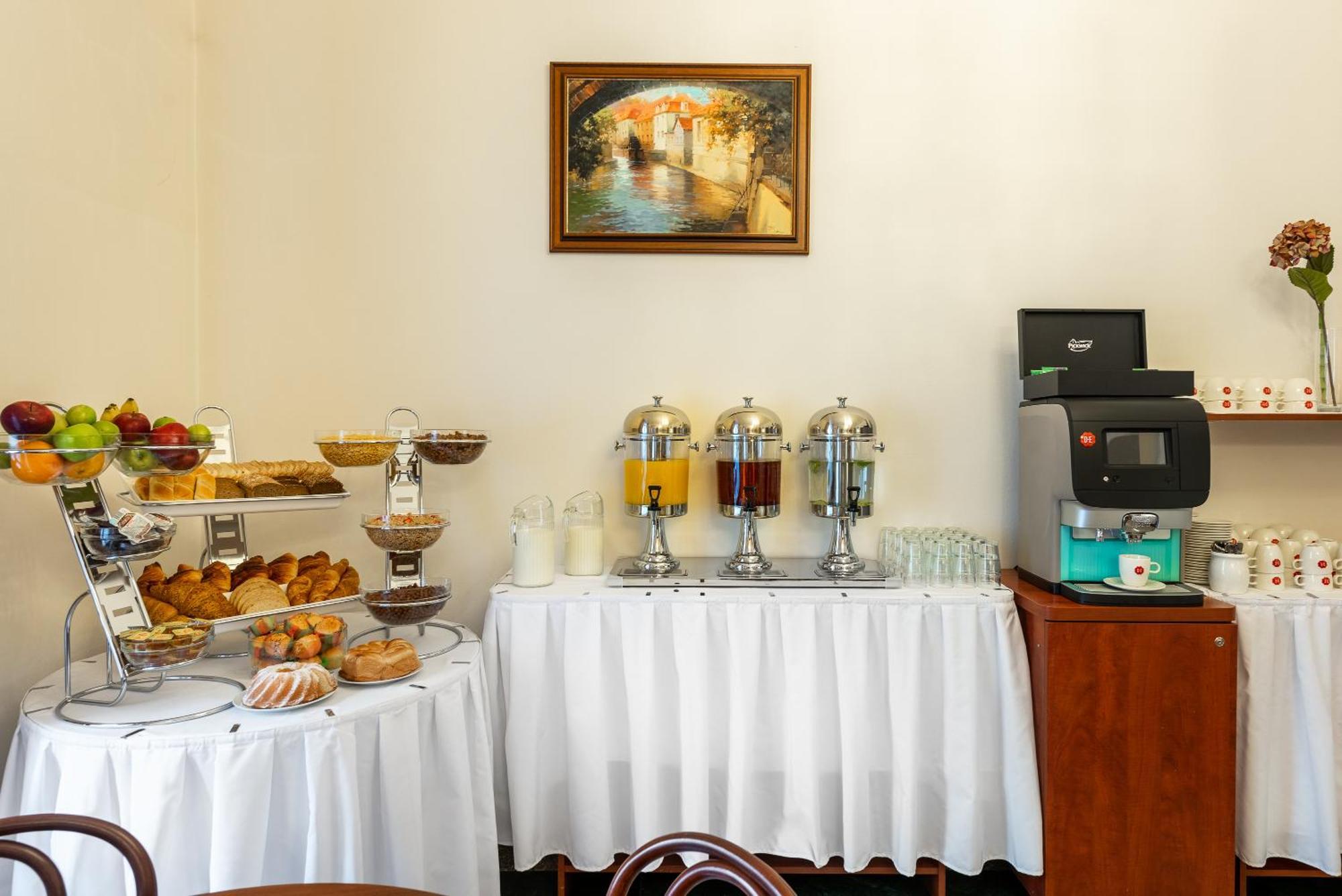 Hotel Libero Prága Kültér fotó
